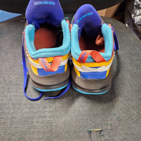 Nike Team Hustle D10 SE x Space Jam GS Tune Squad size 7y multi color - Picture 3 of 4